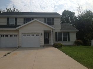 118 Woodview Ln, Marseilles, IL 61341