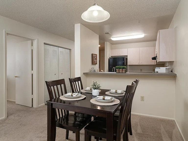 Stoneridge Apartments — Photo 29