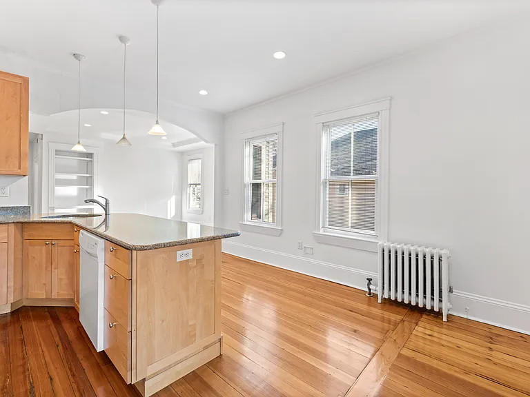 32 Healey St #1 — Photo 12