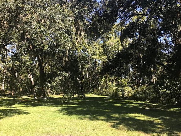 2nd image of 95512 Arbor Ln