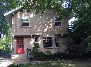 665 44th St, Des Moines, IA 50312