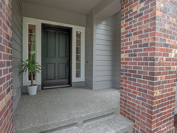 2nd image of 24917 NE 1st Place