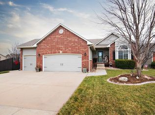 8307 W Conrey Ct, Wichita, KS 67205