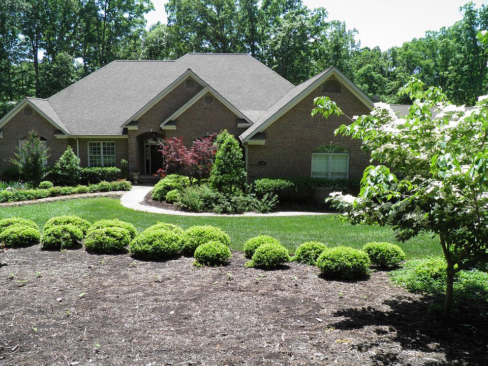 1st image of 262 Oak Run