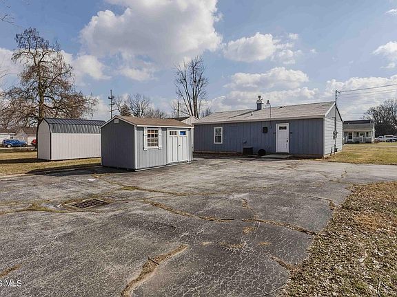 5th image of 400 E Pearl St