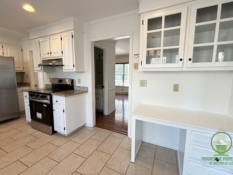 124 Oak Grove Lake Rd — Photo 6