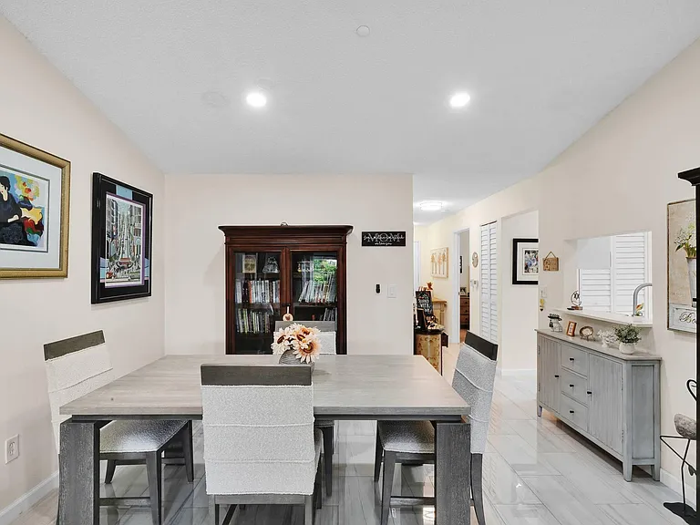 15011 Ashland Cir #23 — Photo 38