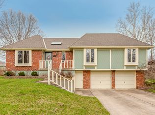 1204 SE 6th St, Lees Summit, MO 64063