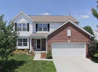 6554 Roxbury Pl, Zionsville, IN 46077