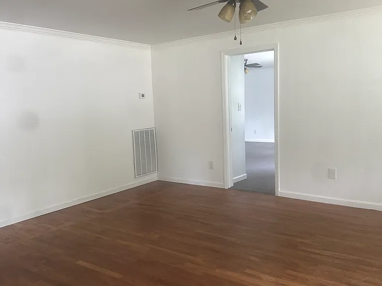 601 Garland Ferry Rd — Photo 6