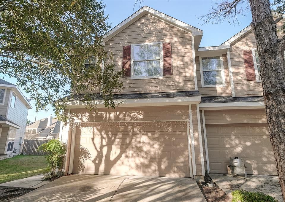 1st image of 12411 Saratoga Woods Ln