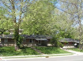 744 4th St, Charleston, IL 61920