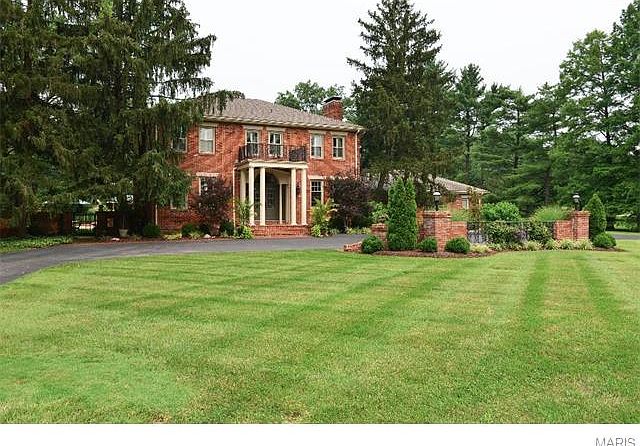 1st image of 111 Bryn Wyck Pl