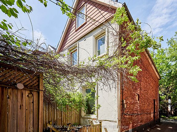 4th image of 837 Gladstone Ave