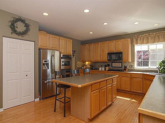 5th image of 1560 N Haig Point Ln
