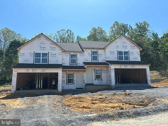 2nd image of 25 Castle Dr Lot 6