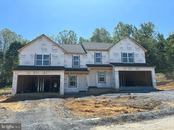 25 Castle Dr Lot 6, Robesonia, PA 19551