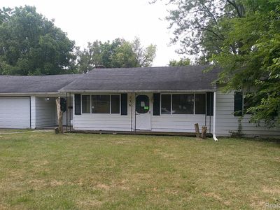 736 Louisa St, Mount Morris, MI, 48458