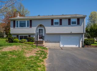 38 Seminary St, Bristol, CT 06010