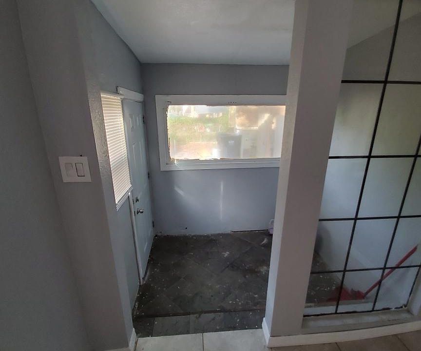 1st image of 7405 32nd Ave S