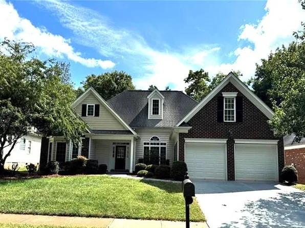 1113 Moray Ct, Charlotte, NC 28211