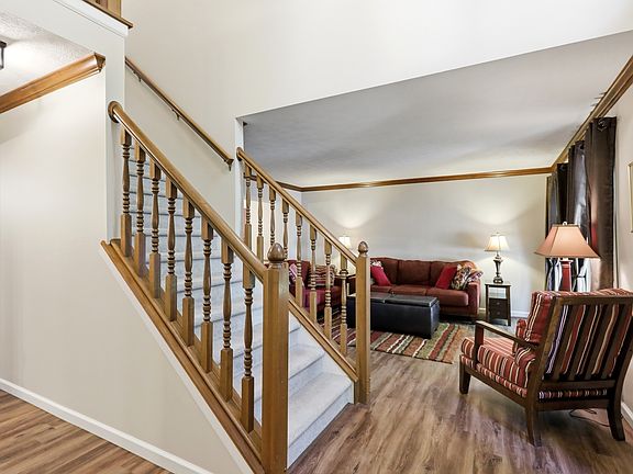 5th image of 1201 Elm Grove Way