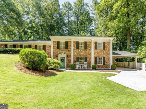 1483 Old Spring House Ln, Dunwoody, GA 30338