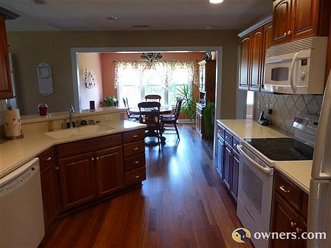 Kitchen & Dinning Room