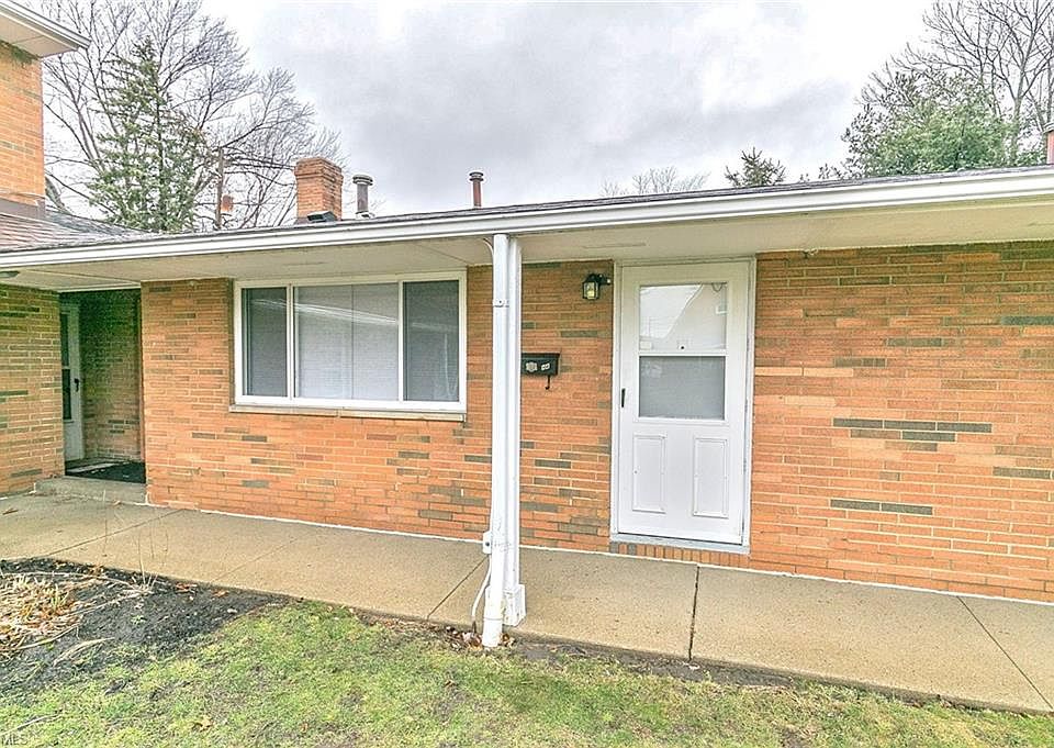 1st image of 21872 River Oaks Dr APT 4H