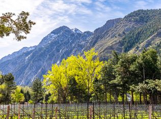 9677 S Quail Hill Ln, Sandy, UT 84092