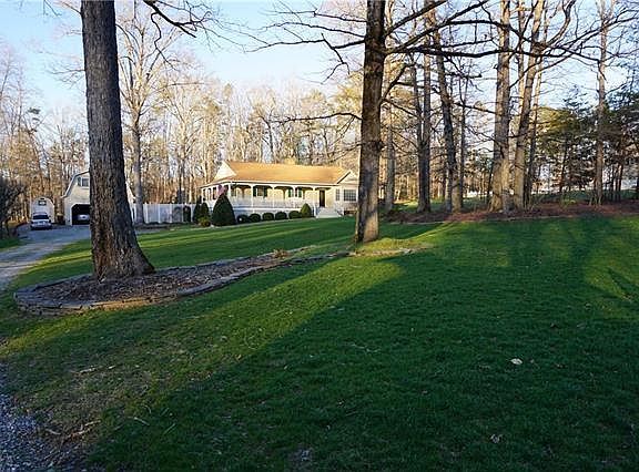 2nd image of 1750 Orchard Dr
