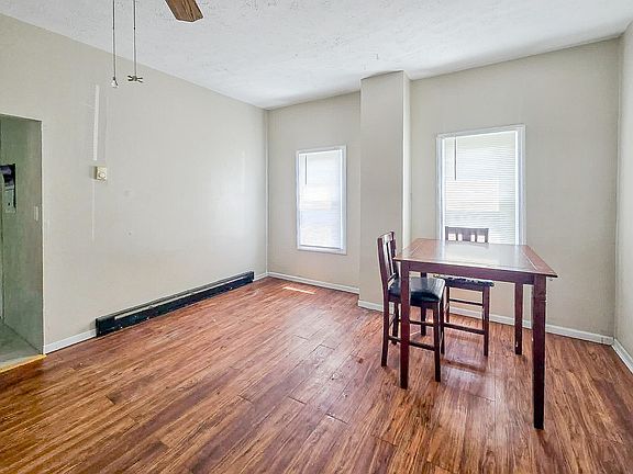 3rd image of 704 Main Street