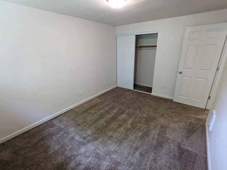 7815 NE 117th Ave — Photo 45