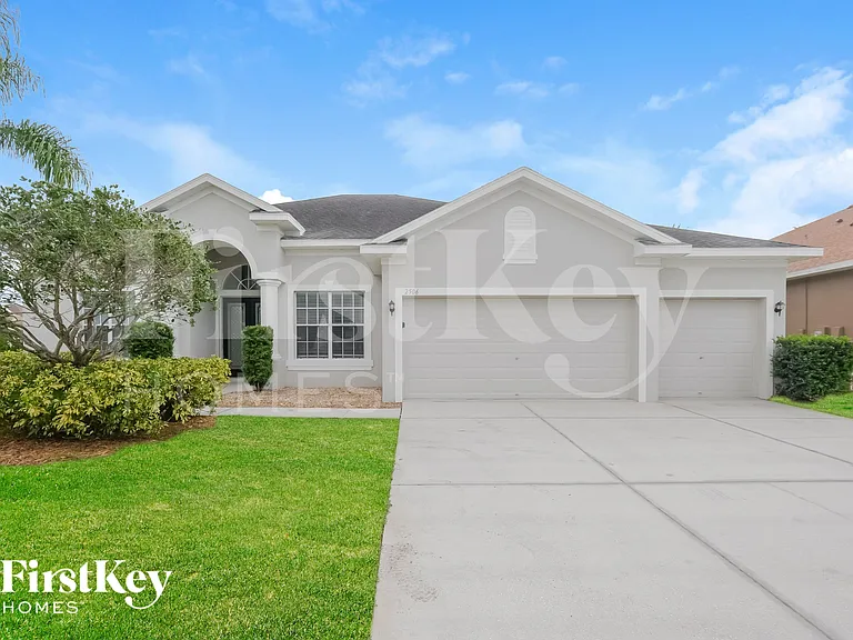 2506 Wood Pointe Dr — Photo 1