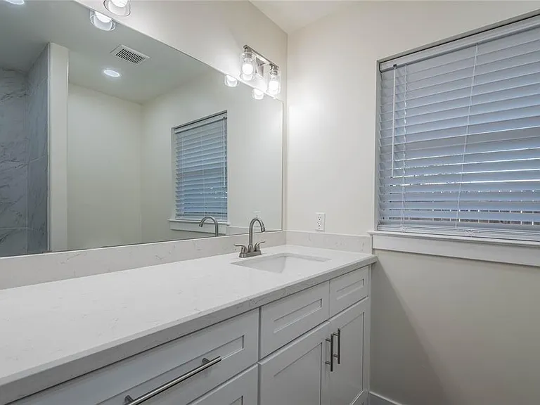 6003 De Moss Dr — Photo 15