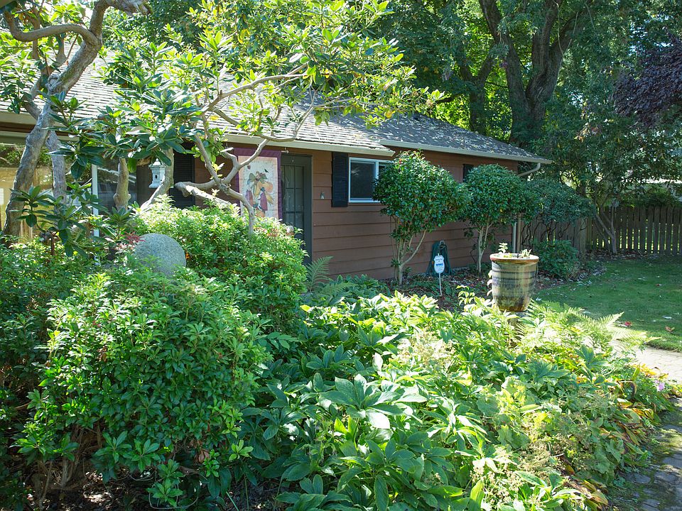 1st image of 6132 80th St NE