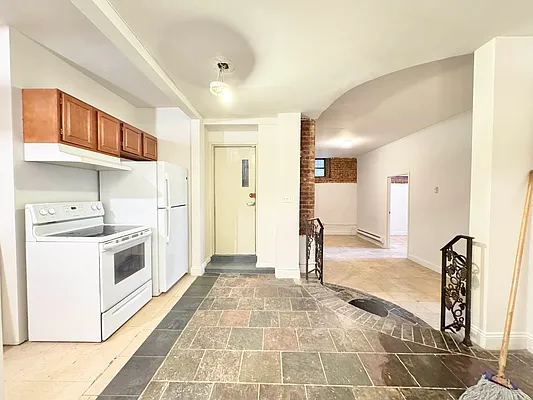 Rented by Skyward | media 25