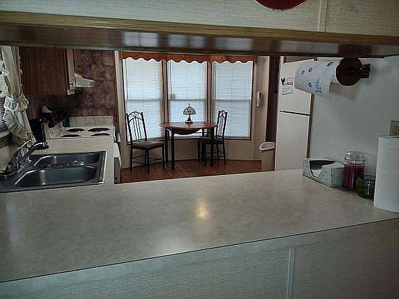 2nd image of 4656 Yacht Ave #101