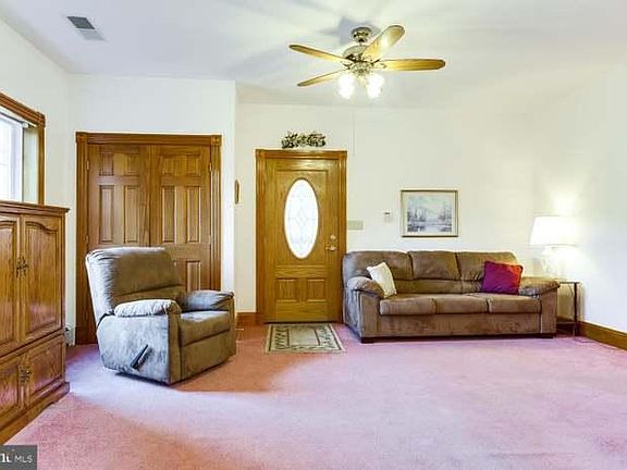 Living/Sitting Room + closet