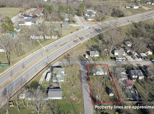 902 S D St, Rogers, AR 72756