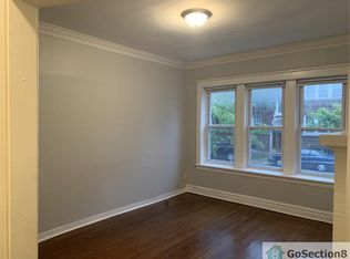 350 E 76th St, Chicago, IL 60619