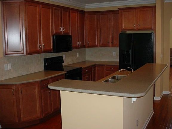 3rd image of 36249 Sunflower Blvd