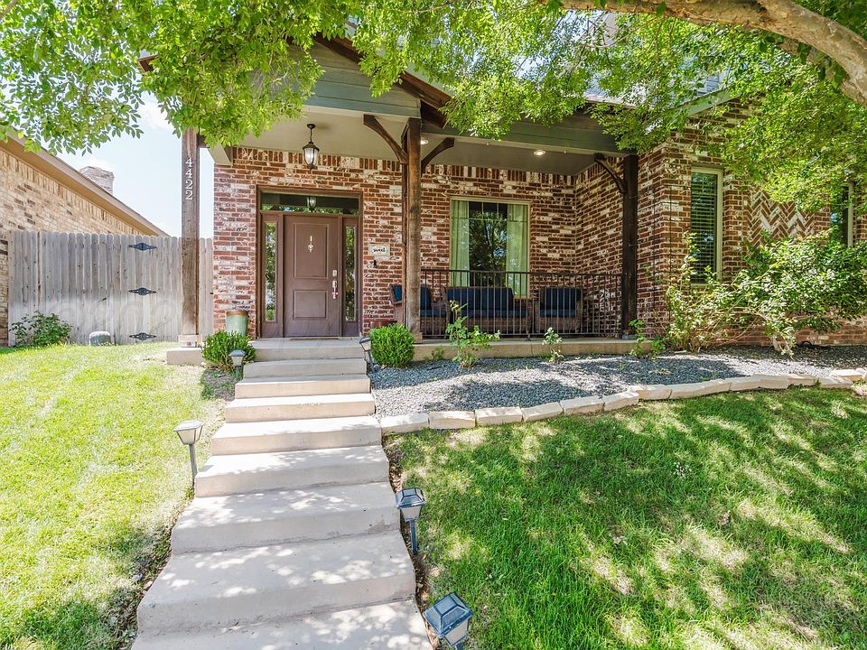 1st image of 4422 Oliver Pl