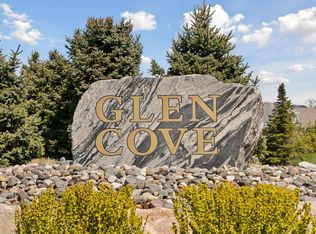 2535 110th Ct NE, Blaine, MN 55449