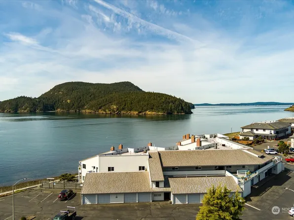 2411 Skyline Way #104, Anacortes, WA 98221