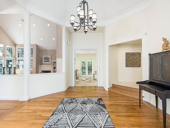 3rd image of 2099 N 3rd Avenue
