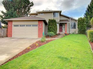 1111 Valley View Dr, Medford, OR 97504