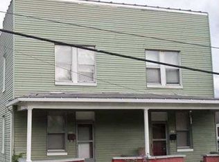 333 Pennsylvania Ave, N Charleroi, PA 15022