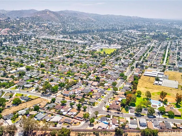 10107 Eduardo Ave — Photo 13