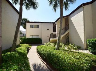 700 Starkey Rd APT 1423, Largo, FL 33771
